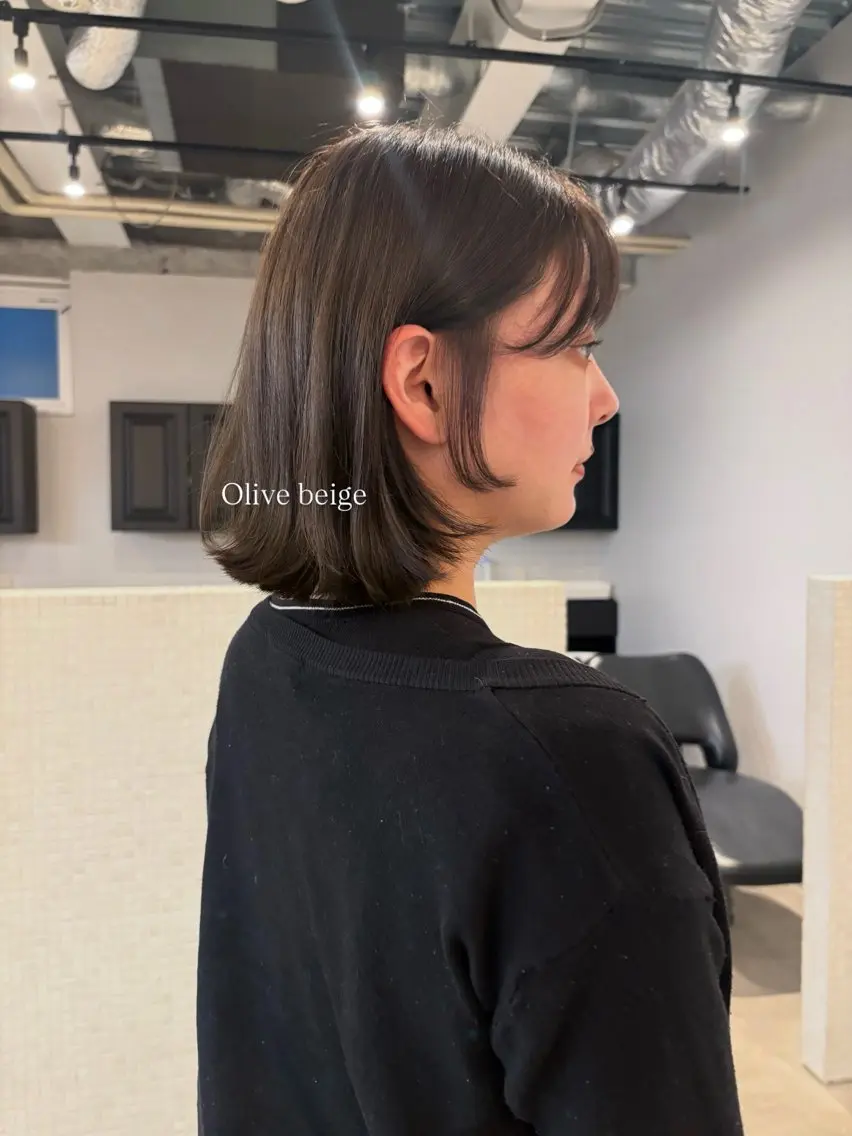 ミディアム ヘアカラー 無料カットモデル募集 柔らかベージュカラーのヘアスタイル