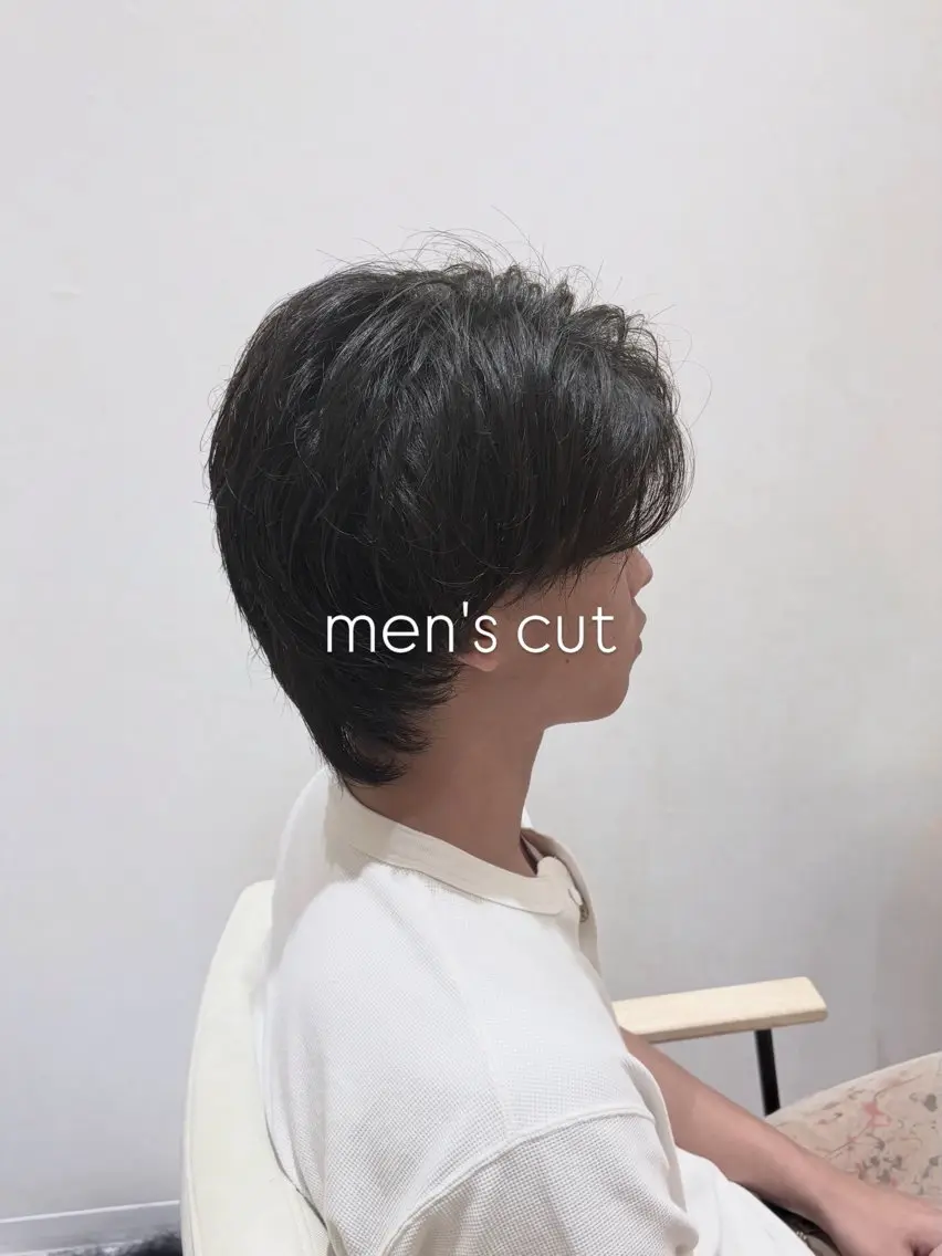 ショート メンズ センターパート メンズウルフカット ウルフカット 新越谷|全席個室| YASUOKAのヘアスタイル