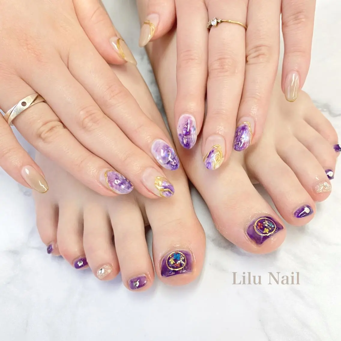 ネイル ニュアンスネイル パープル モチの良さ◉ フィルインネイル♡のネイルデザイン