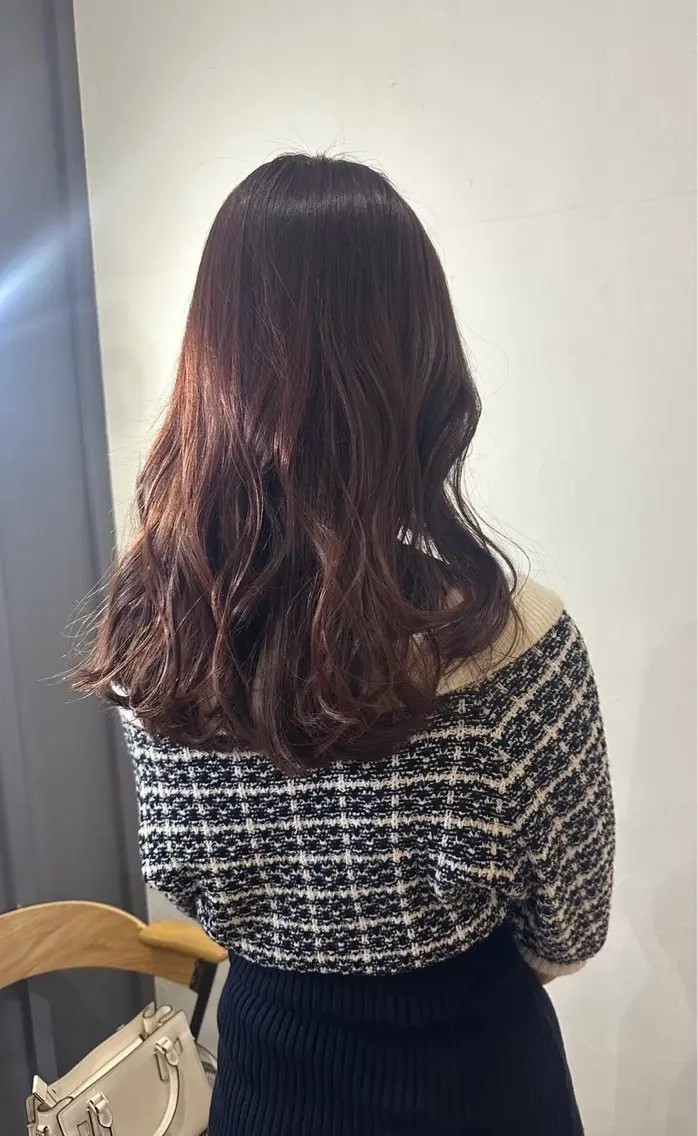 ※平日17時、18時~限定 ロングカットモデル  毛先メンテナンスの写真