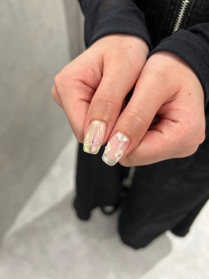 ネイル オーロラネイル ジェルネイル ニュアンスネイル パラジェル ぷっくりネイル ハンドネイル ハンドケア Bana_ Nailのネイルデザイン