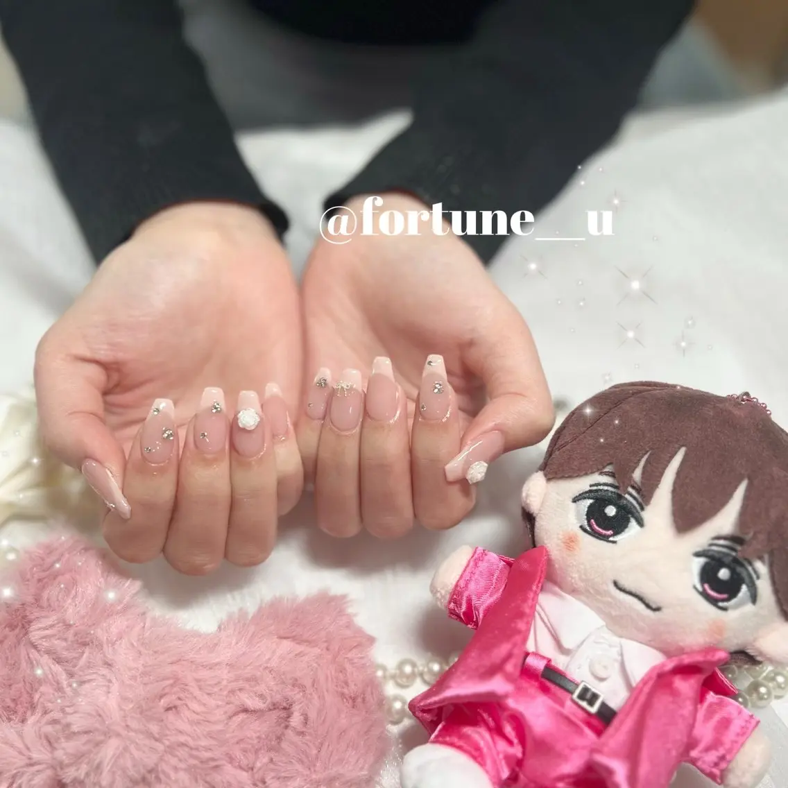 ネイル フレンチネイル ガーリー 韓国ネイル 水色 持ち込み ハンドネイル 💜✩.* Yuuna💜のネイルデザイン