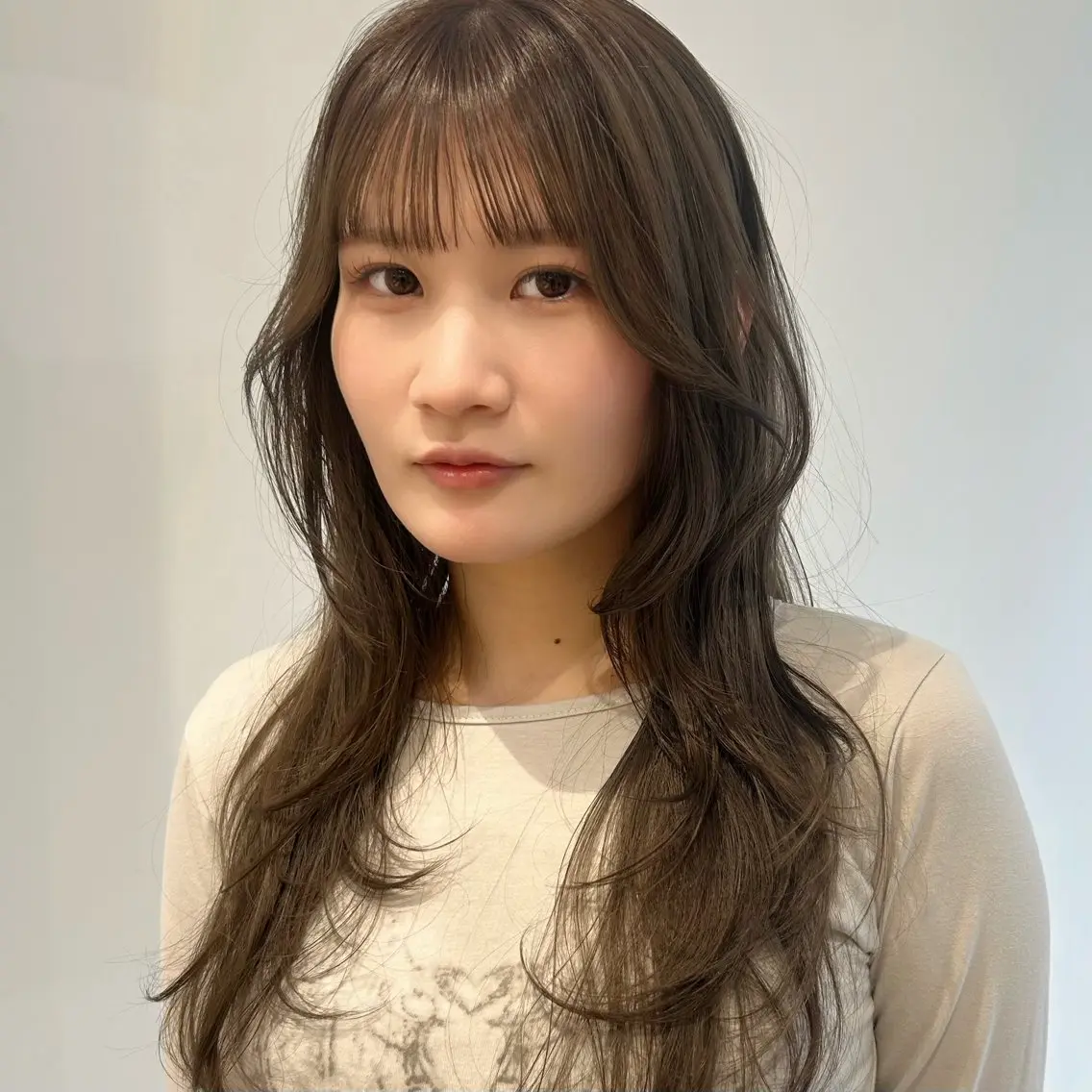 ロング 顔周りカット レイヤーカット 小顔カット カット ヘアカラー トリートメント 松本 亜喜のヘアスタイル