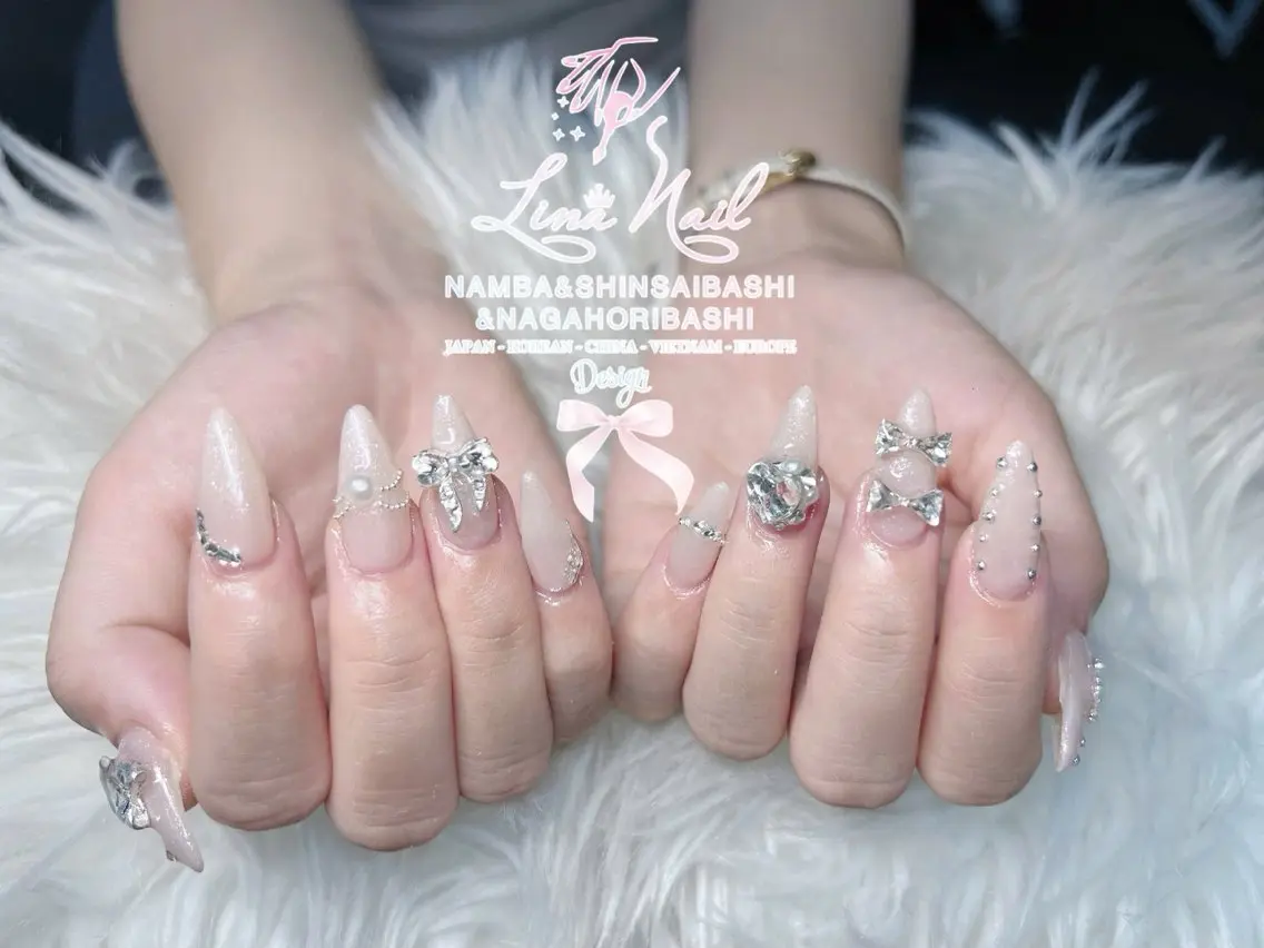 ミディアム ハンドネイル Linanail Nambaのネイルデザイン