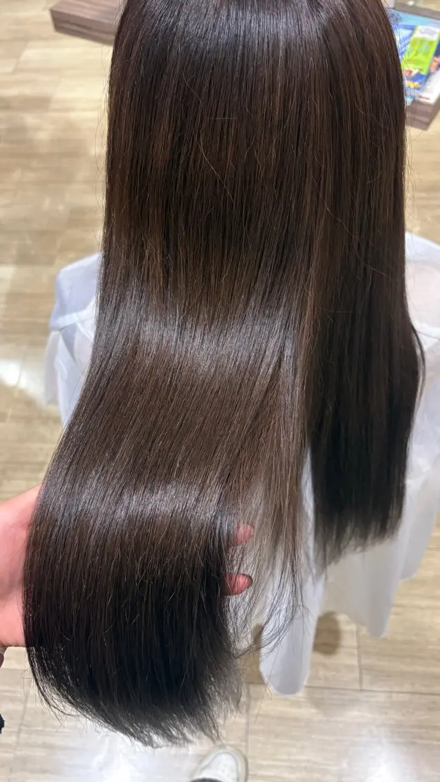 ロング 鈴木 心花のヘアスタイル