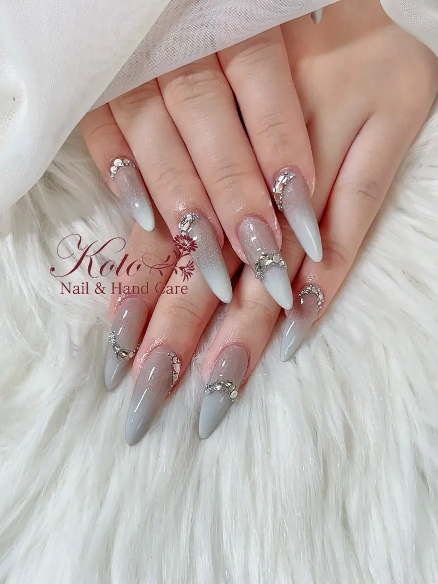 ネイル 長さ出し ジェルネイル 持ち込み ニュアンスネイル 赤色 ハンドネイル Nail Salon KOTOのネイルデザイン