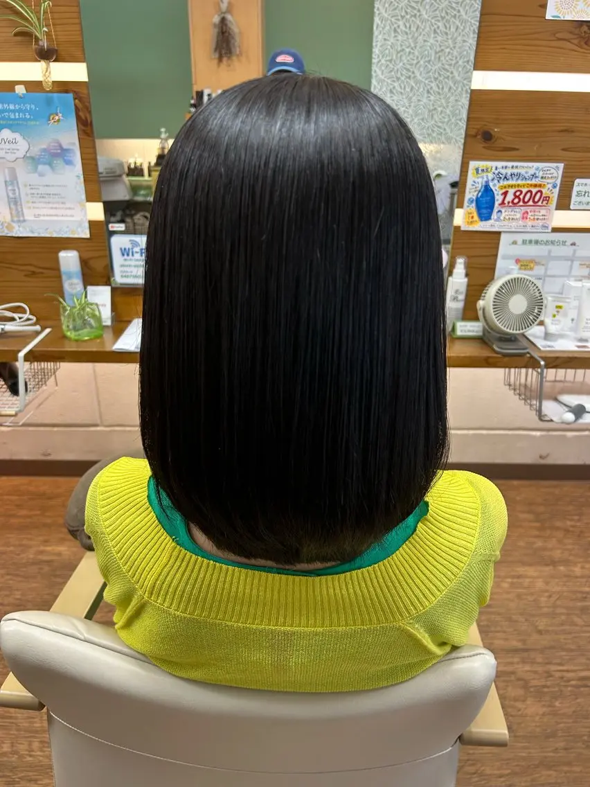 セミロング 神谷 千明のヘアスタイル