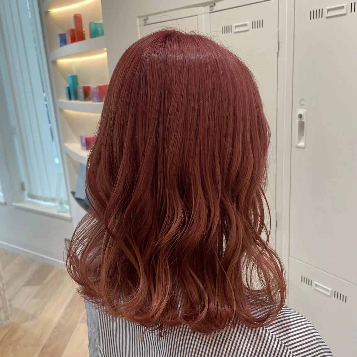 カラー Ashanti 有川のヘアスタイル