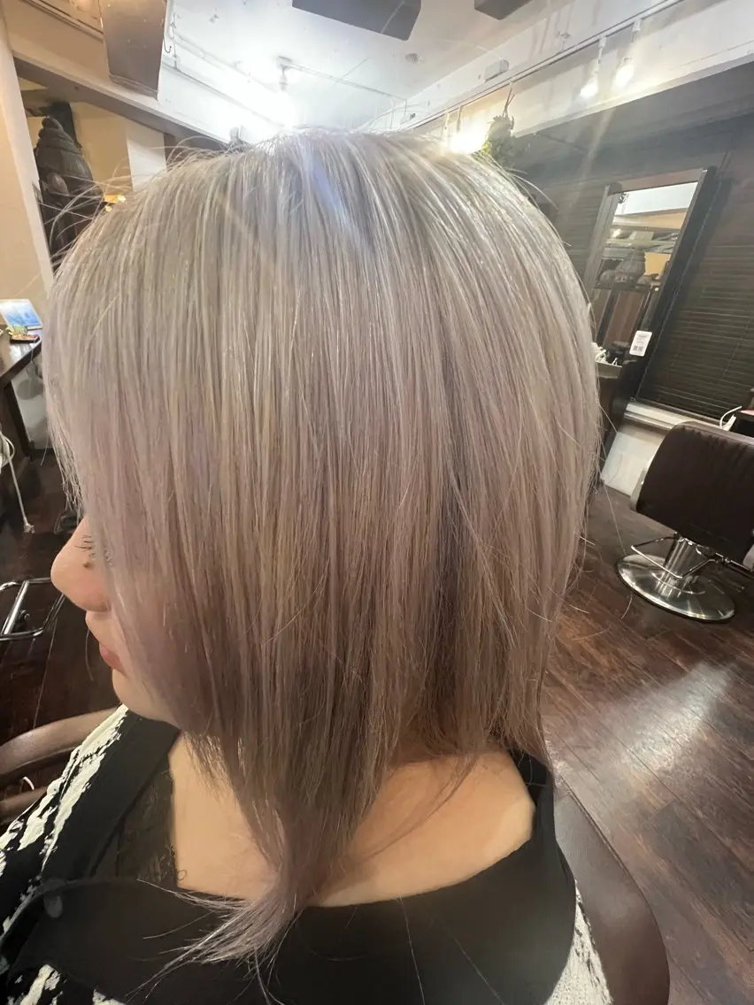 ロング カラー ブリーチ グレージュ パープルカラー パープルグレージュ ️河原優 /武蔵浦和のヘアスタイル