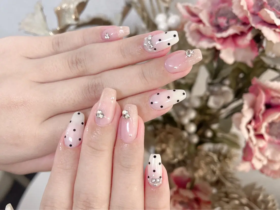 ネイル Glow Nail スカルプ専門店のネイルデザイン