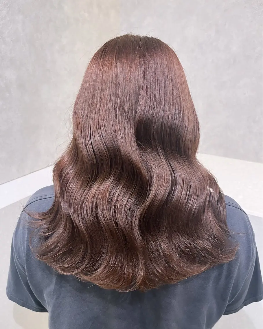 セミロング カラー カット ヘアカラー トリートメント 韓国ヘア🇰🇷透明 感カラー/yui💞のヘアスタイル