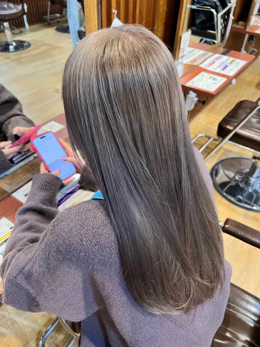 セミロング ヘアカラー ルーツ/ デザイン/ ハイトーン/おこのぎのヘアスタイル