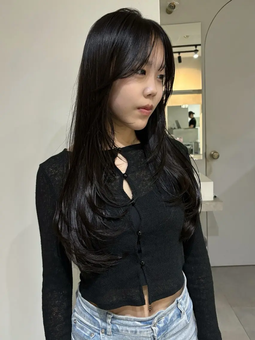 ミディアム 顔周りカット 韓国風ヘア レイヤーカット kanon レイヤー・ボブのヘアスタイル