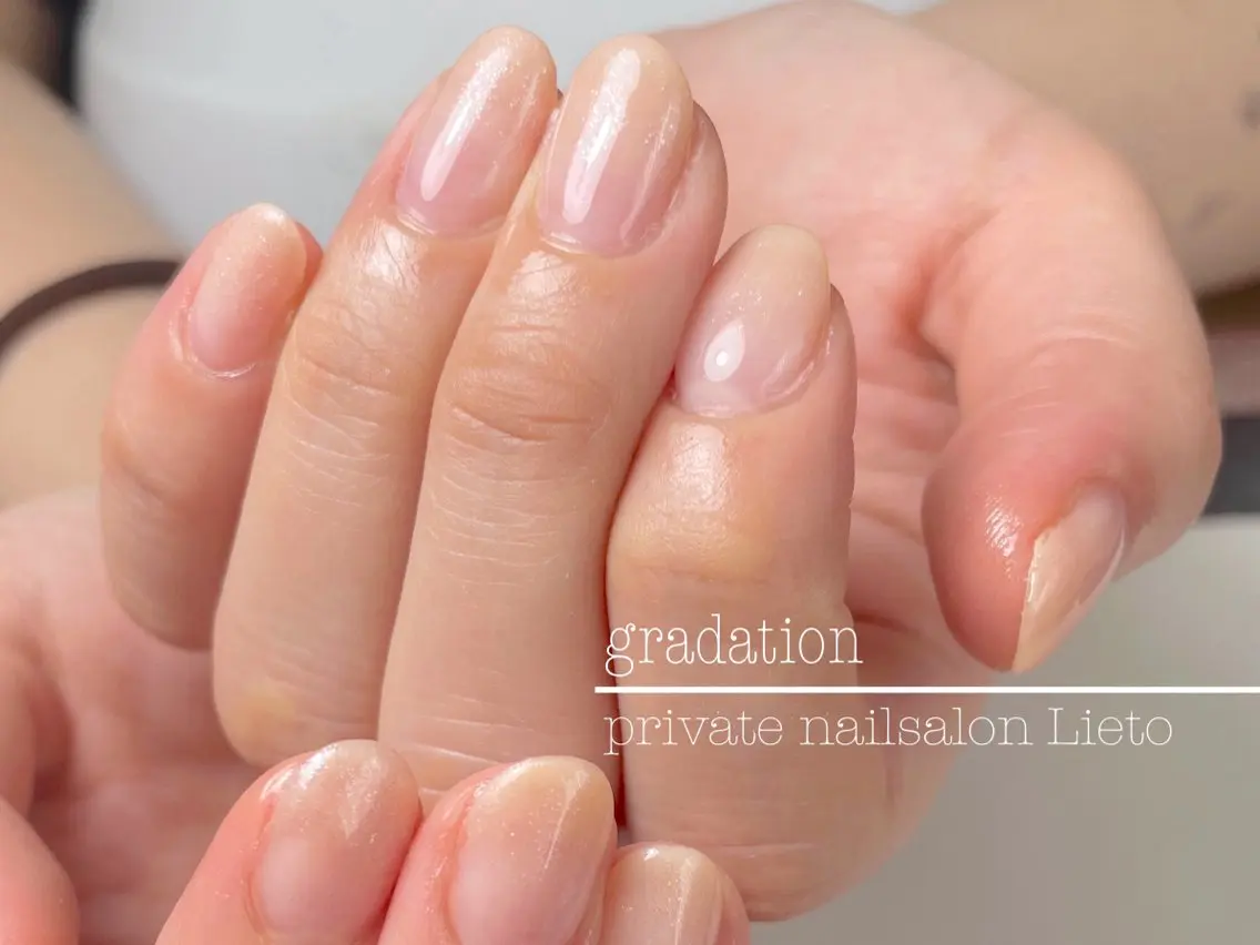 ネイル グラデーション nailsalon Lietoのネイルデザイン