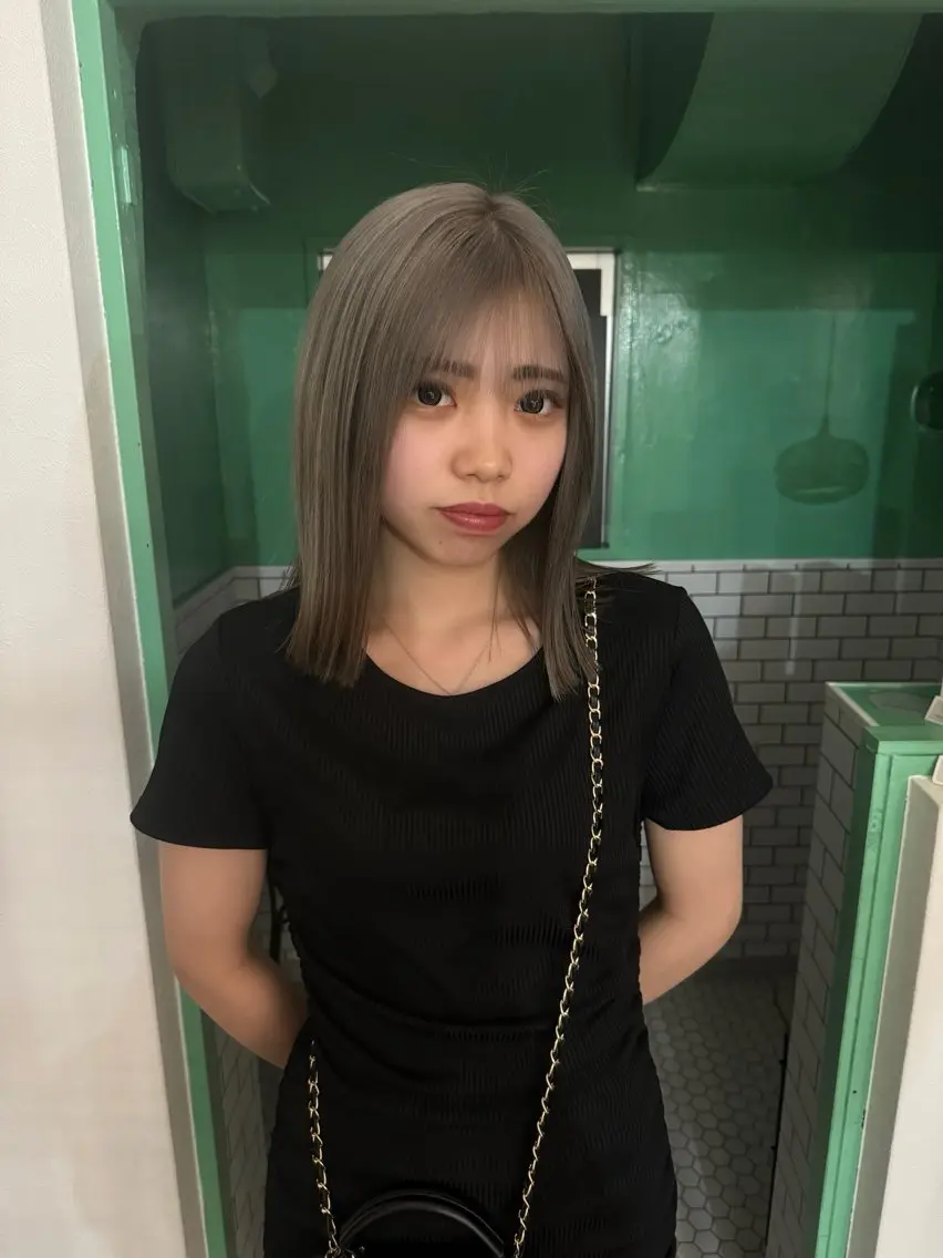 ミディアム ヘアカラー ハイトーン🎀 MIYU💖のヘアスタイル