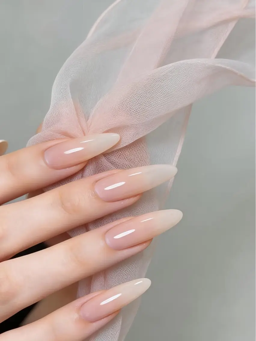 💅10本チップ長さだし+ワンカラー『8700->7700』🫧🫧☔️の写真
