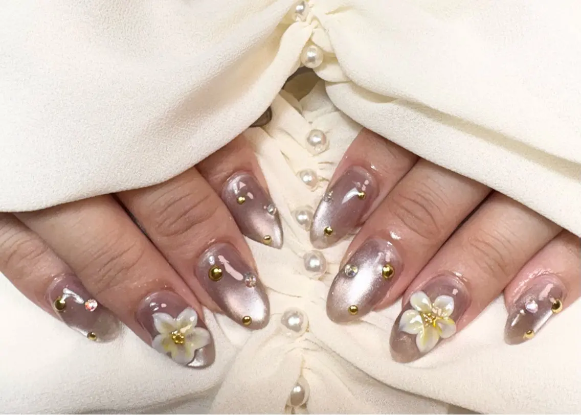ネイル フラワーネイル マグネットネイル ハンドネイル ✨韓国✨nail salonLumieのネイルデザイン