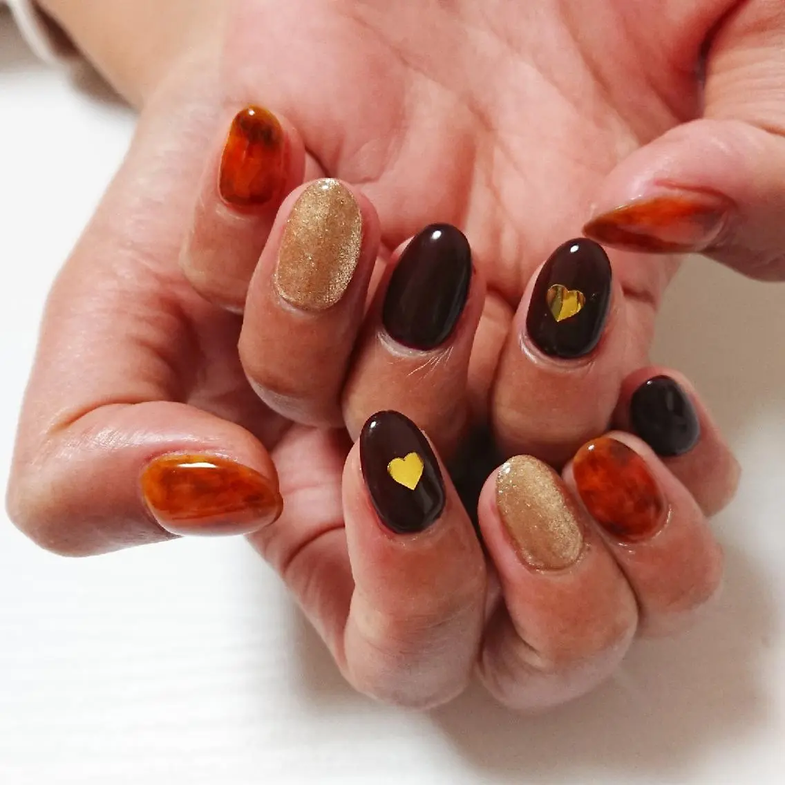 ネイル べっ甲ネイル ハンドネイル Lilith Nailのネイルデザイン