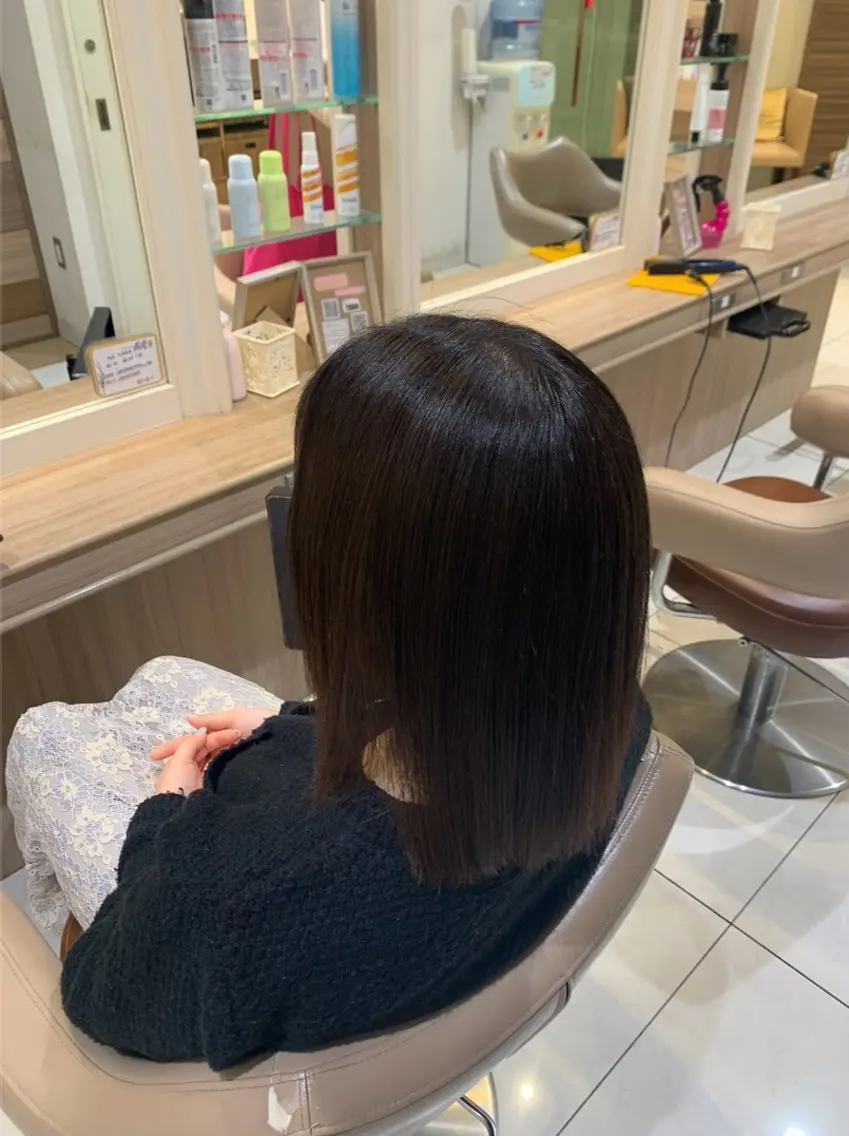 ミディアム 縮毛矯正 Ash元住吉 クサカハルトのヘアスタイル