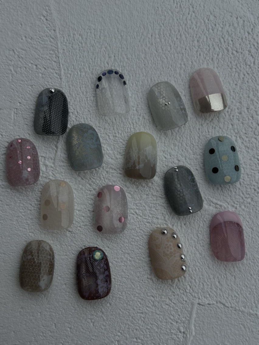 ネイル カジュアル ドット レース マグネットネイル ニュアンスネイル ハンドネイル ハンドケア lylynail YUUKAのネイルデザイン
