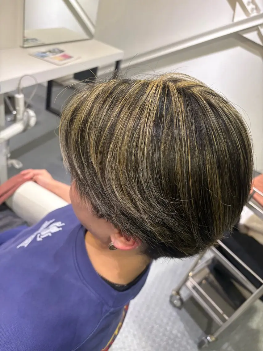カラー ハイライトカラー ヘアカラー 長島 漣のヘアスタイル