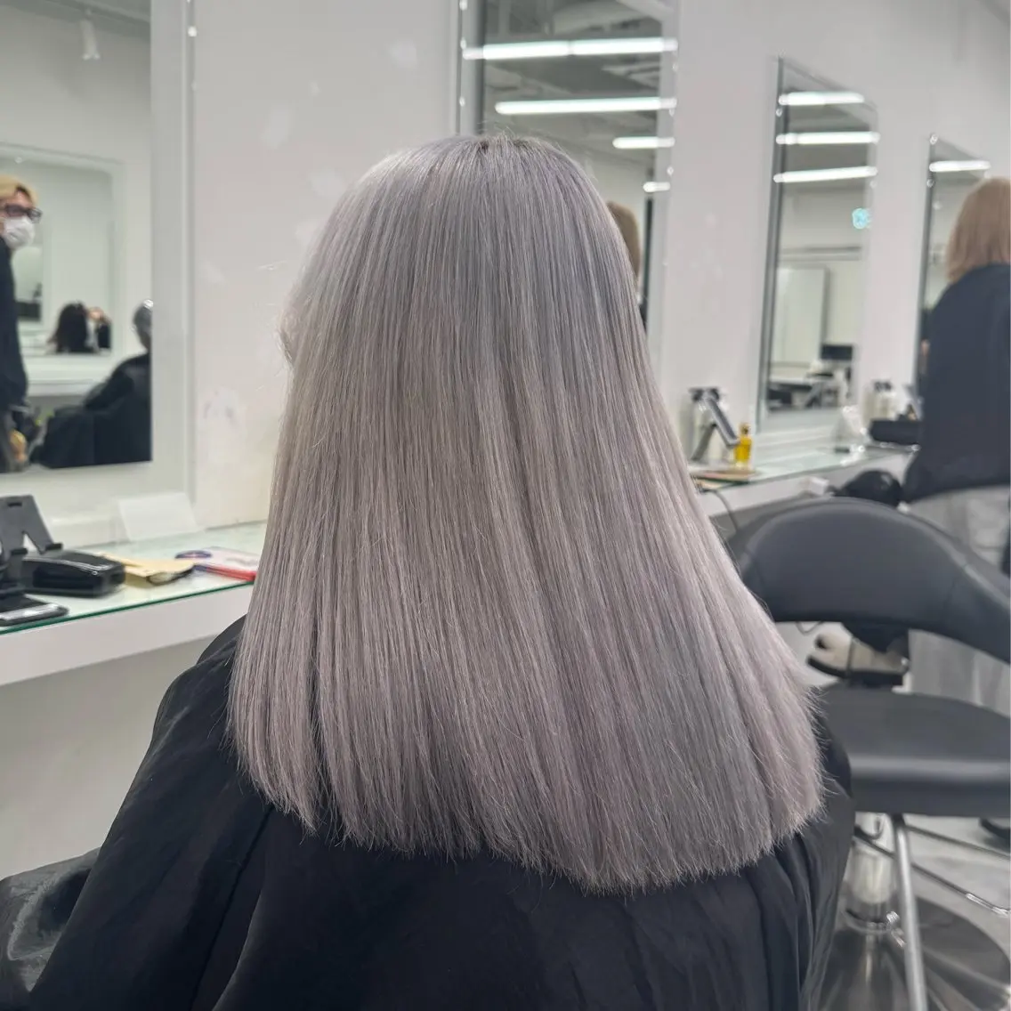 ロング カラー ヘアアレンジ ヘアカラー トリートメント ヘッドスパ ヘアセット ウルフカット×ハイ トーン職人🤍ゆうひのヘアスタイル