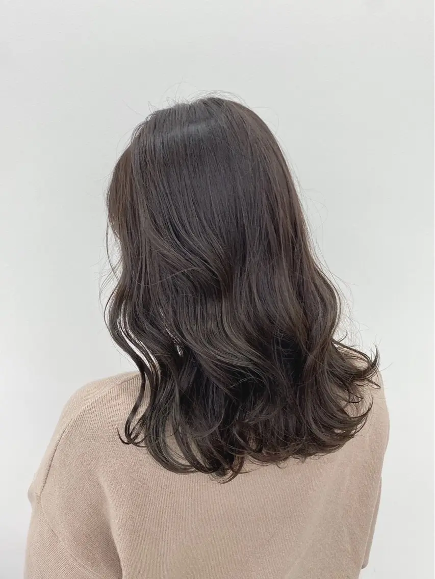 ロング カラー ヘアアレンジ カット ヘアカラー トリートメント ヘアセット レイヤー×透明感カラ ーHAYATOのヘアスタイル