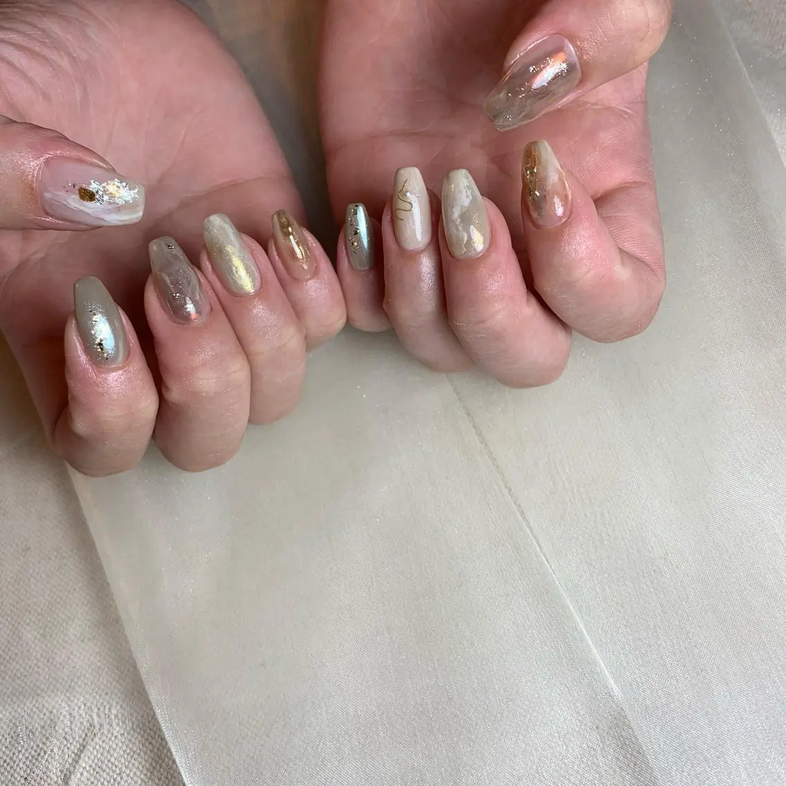ネイル ハンドネイル 里見 麗のネイルデザイン