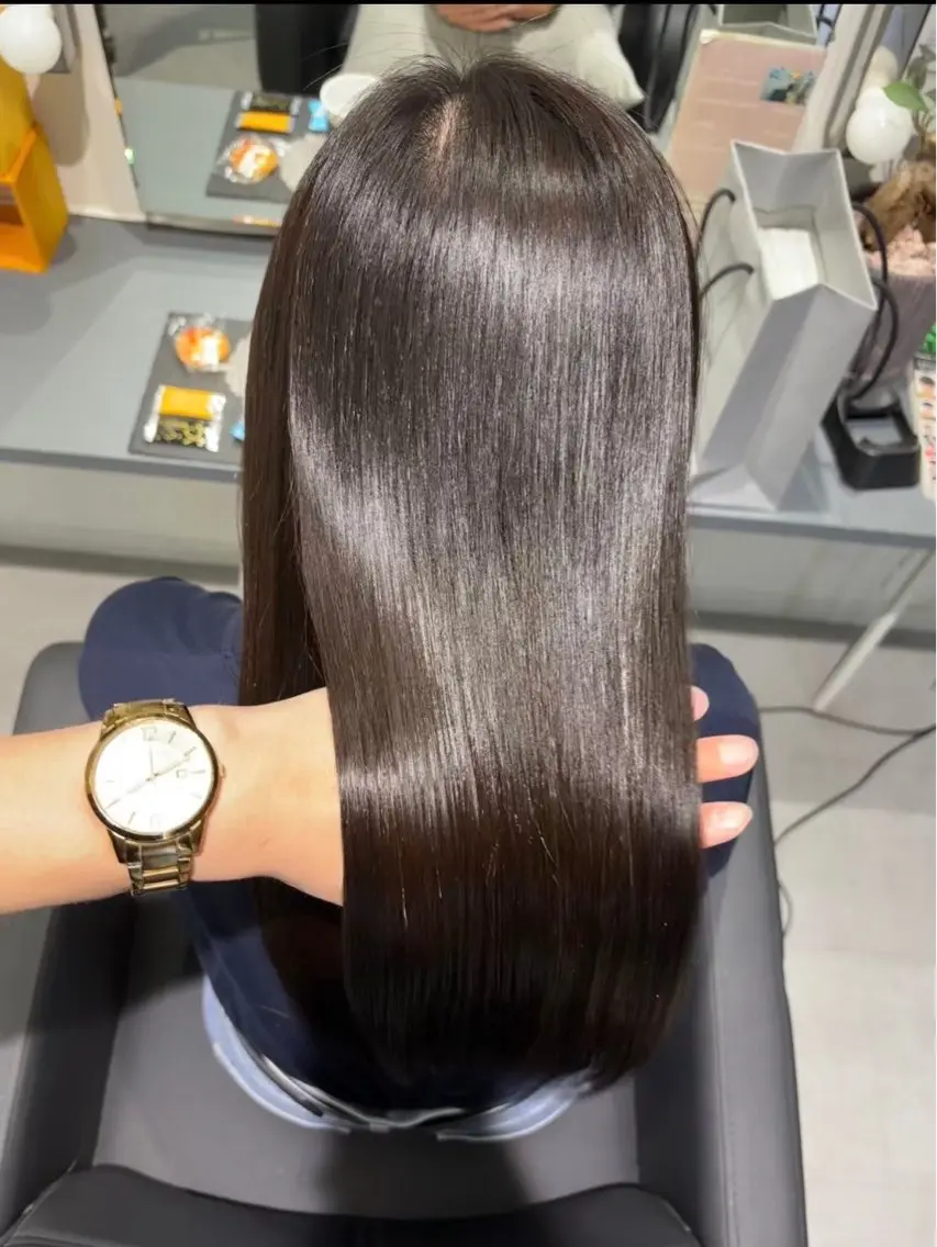 セミロング ショートボブ ボブ ハッシュカット ハイライト 髪質改善 荒金 大翔のヘアスタイル