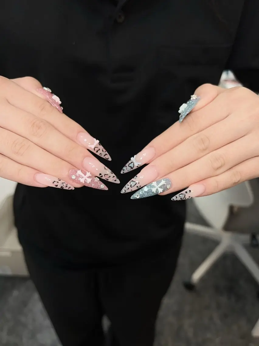 ネイル ガーリー ハート 韓国ネイル ニュアンスネイル リボン ハンドネイル Sora nail 長さ出し専門店のネイルデザイン