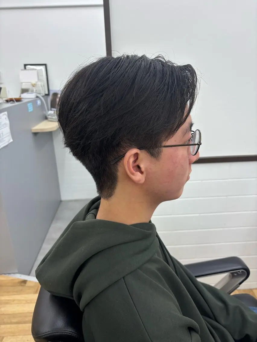 ミディアム メンズ 刈り上げ 松澤 侑哉のヘアスタイル