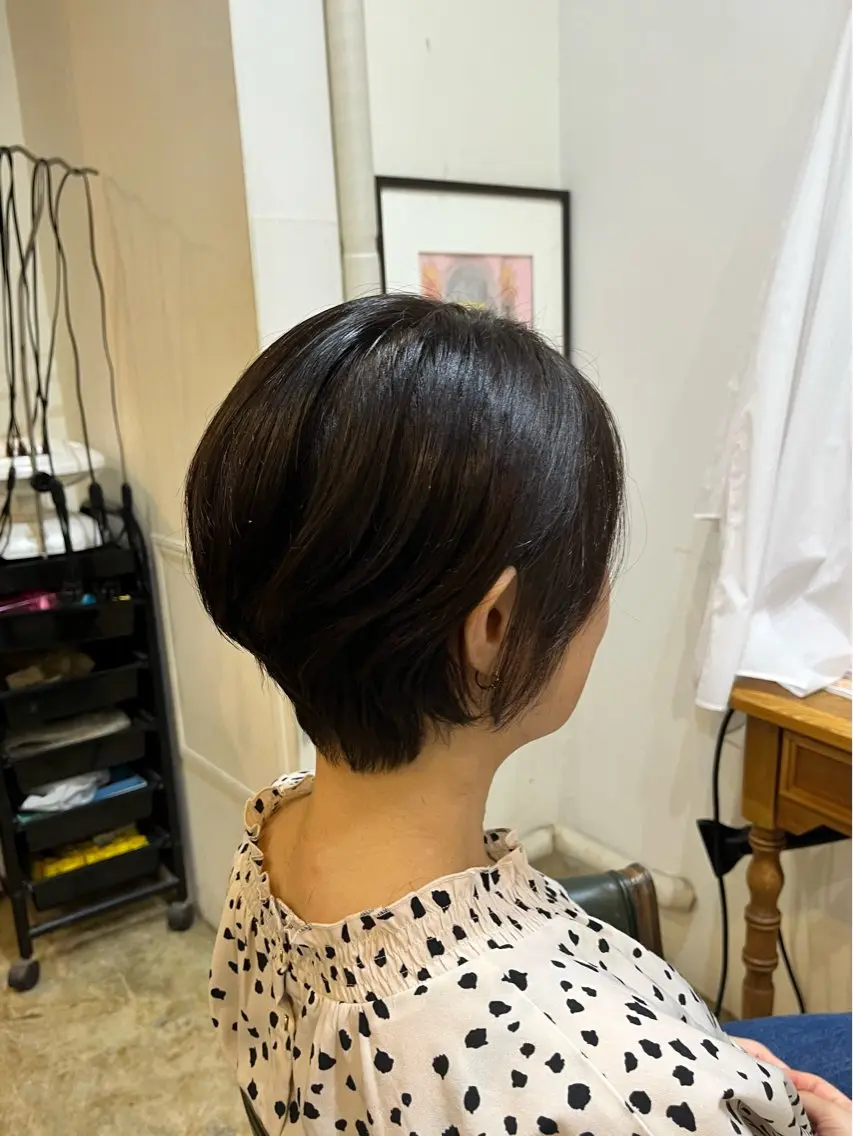 ショート カラー 松原 樹里のヘアスタイル