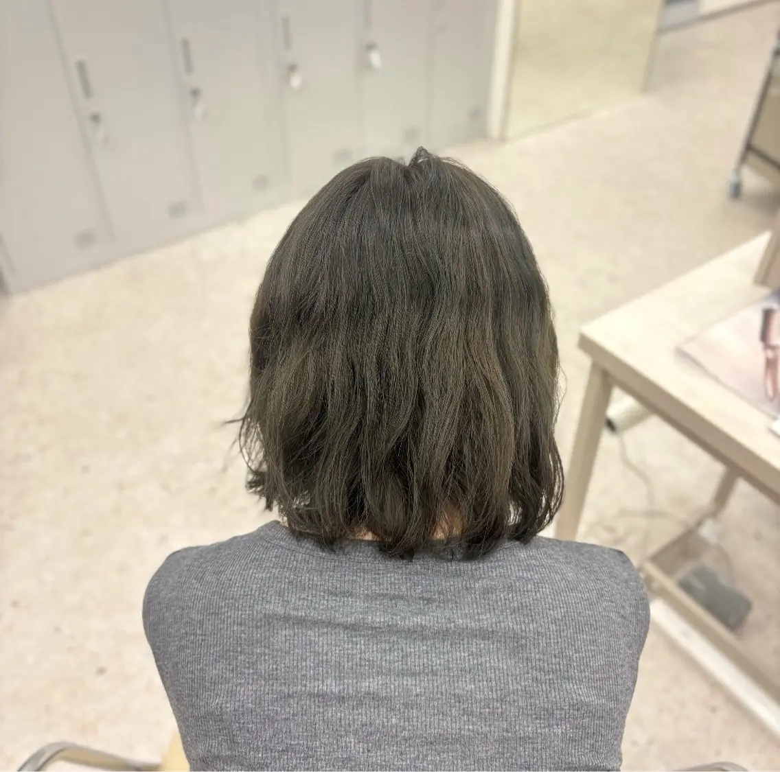 ミディアム カラー オリーブカラー ヘアカラー トリートメント まひろ / COCOのヘアスタイル