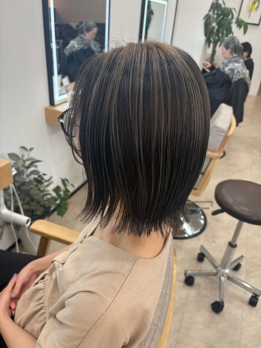 カット＋選べるデザインカラー（ブリーチ込み） ¥20000の写真