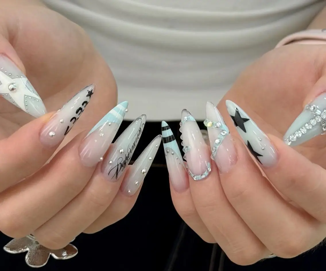 ネイル ハンドネイル Pure&Rich Nailのネイルデザイン