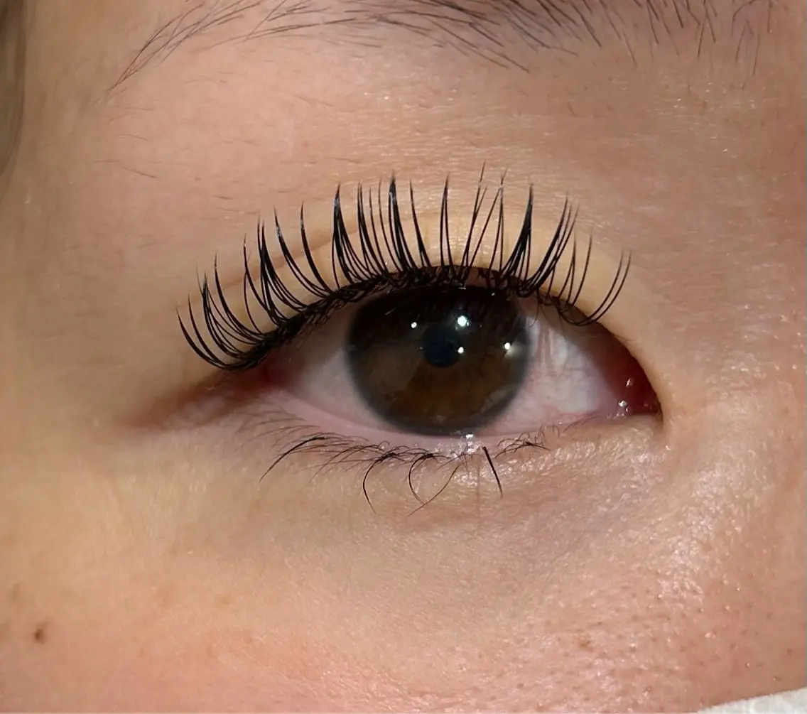 マツエク・マツパ フラットラッシュ マツエク petitchou eyelashの眉毛・アイブロウイメージ
