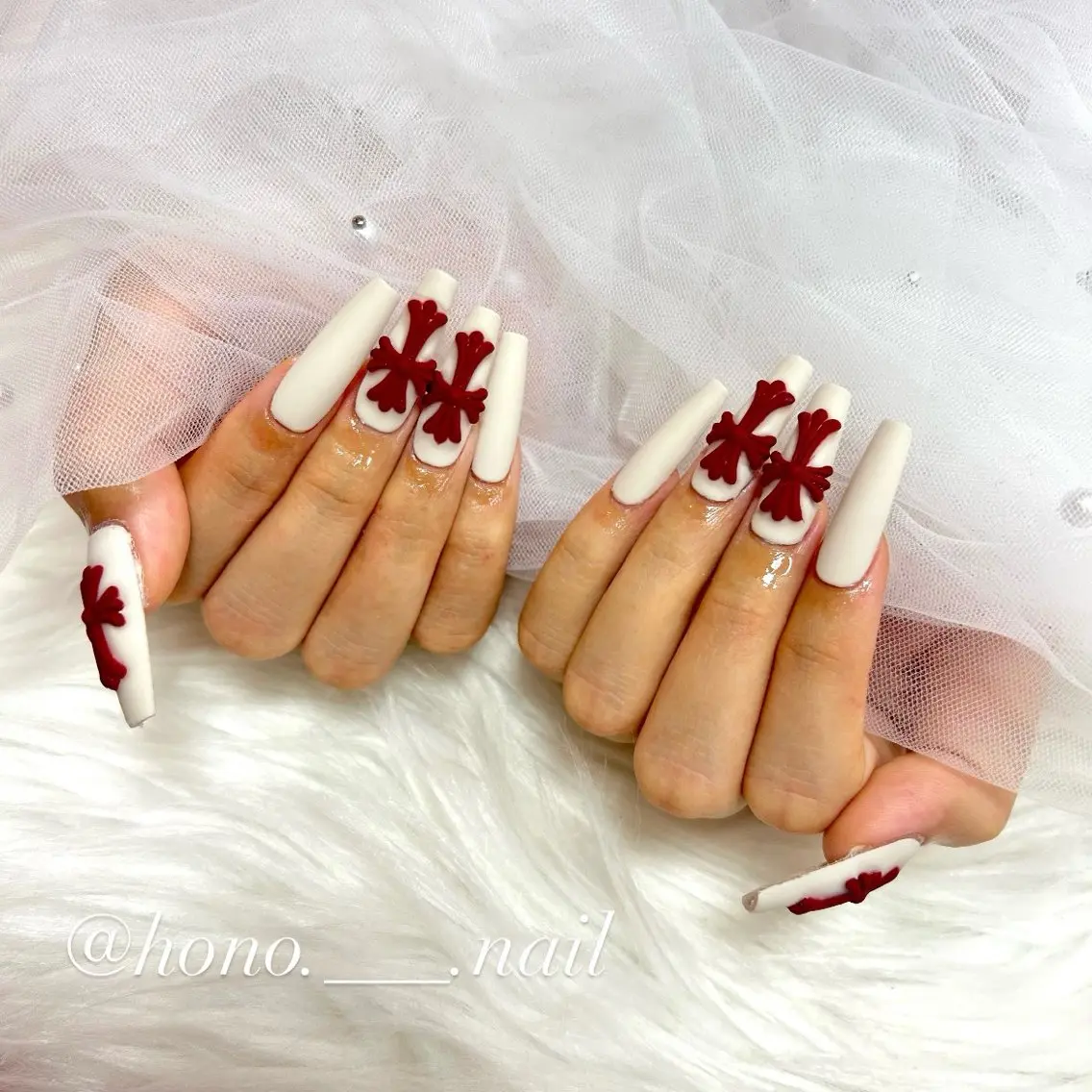 ネイル ハンドネイル NailSalo AriuMのネイルデザイン