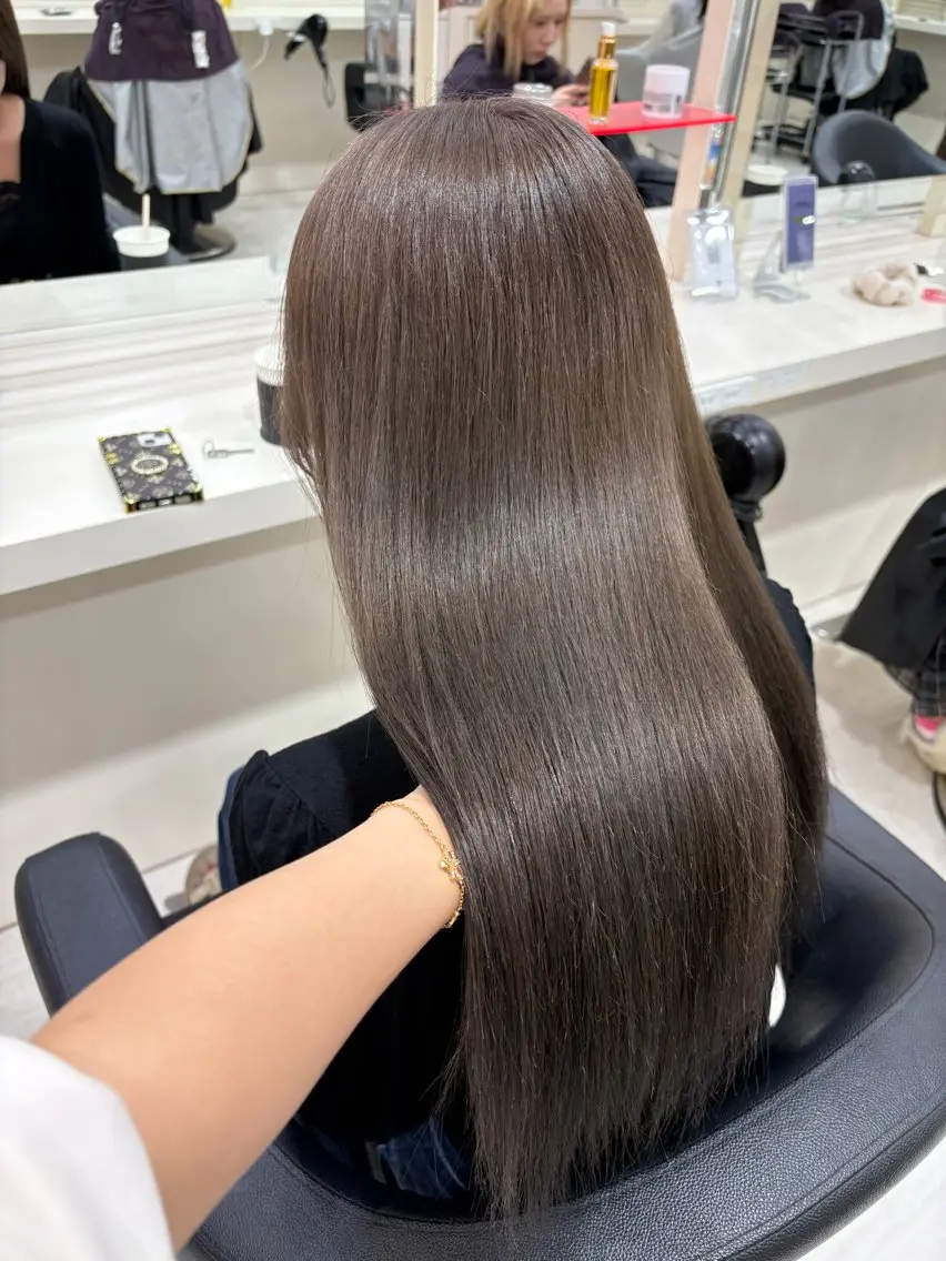 ロング カラー ヘアアレンジ ヘアカラー 💟RINNA 艶カラー💟のヘアスタイル