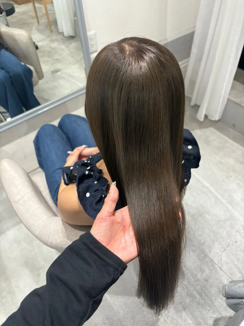 ロング 髪質改善×韓国艶髪 カラー ヒナタ🍒のヘアスタイル
