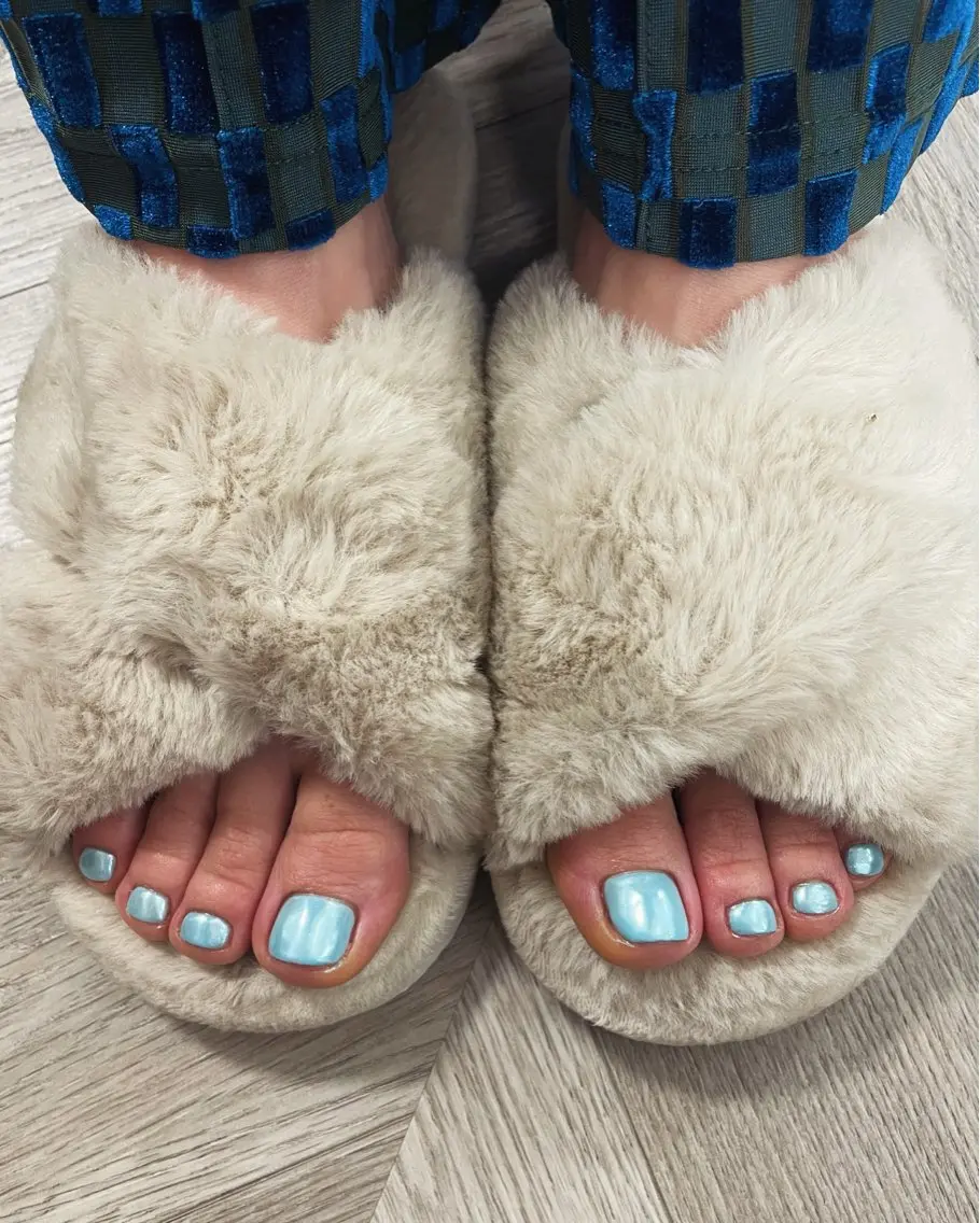 ネイル フットネイル ミラーネイル Hi!Nails /Shizuka☺︎のネイルデザイン