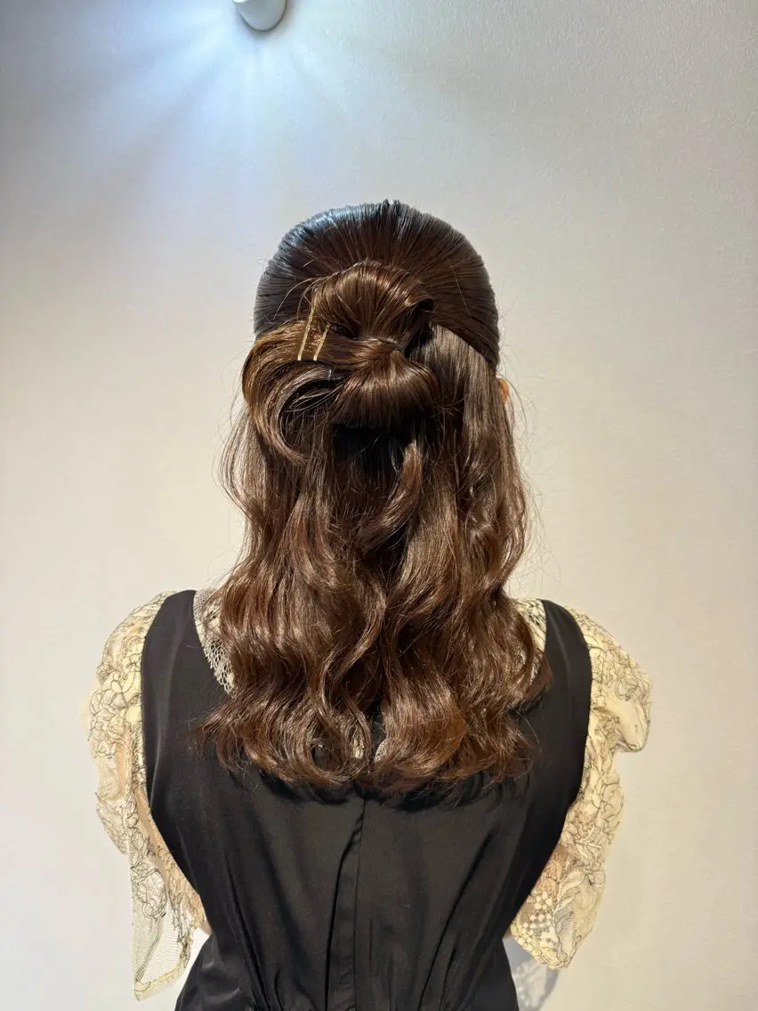 セミロング ヘアセット see. アズサのヘアスタイル