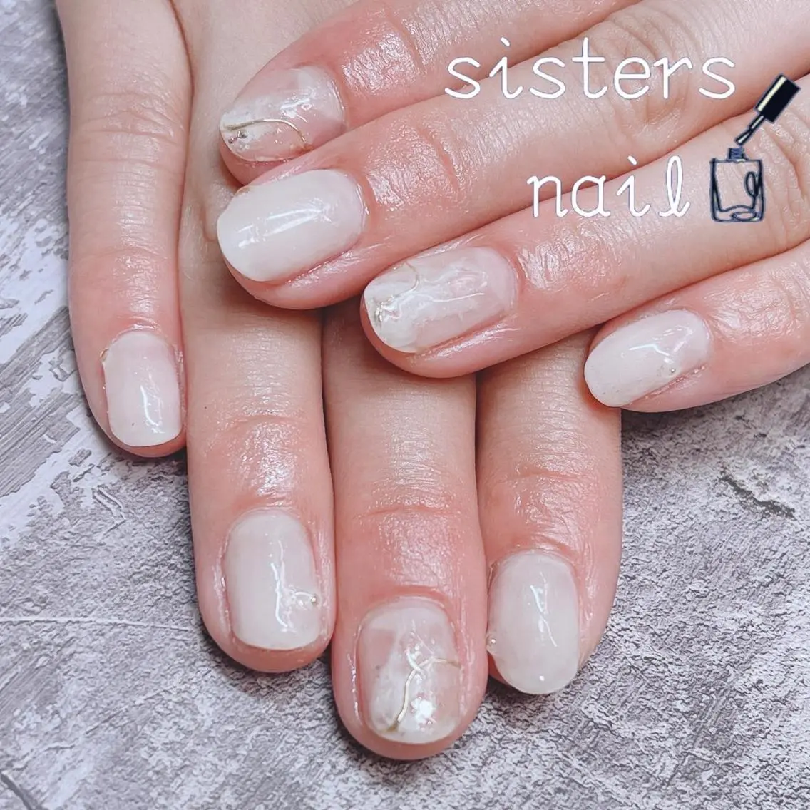 ネイル アートネイル 大理石ネイル(マーブル) ミラーネイル ニュアンスネイル ホワイト sisters nail.fのネイルデザイン