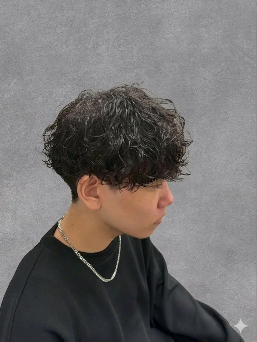 パーマ メンズ 波巻きパーマ カット パーマ ヘッドスパ 【毎朝セット3分】 メンズパーマ　真人のヘアスタイル