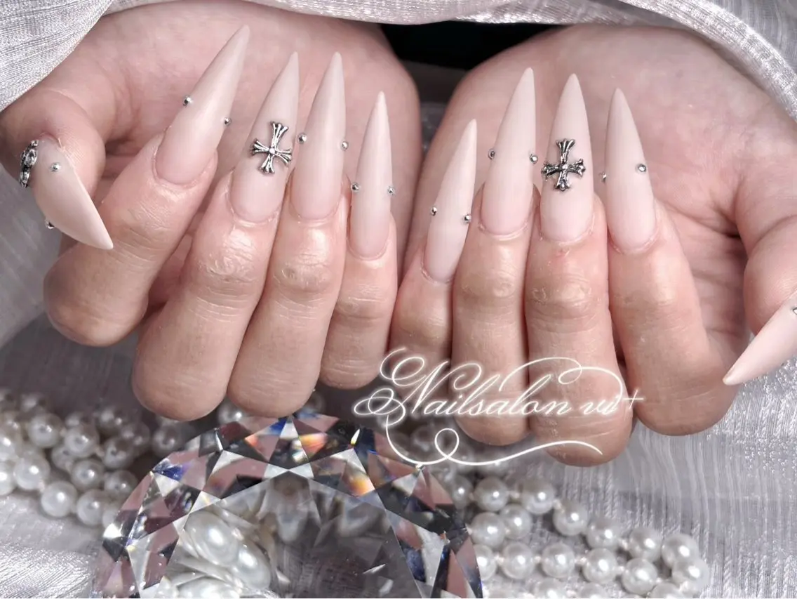 ネイル ハンドネイル ✨Nailsalon Vi+✨のネイルデザイン