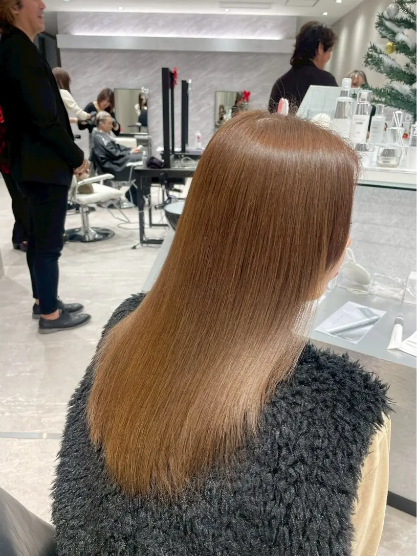 ロング カラー パーマ ショータのヘアスタイル