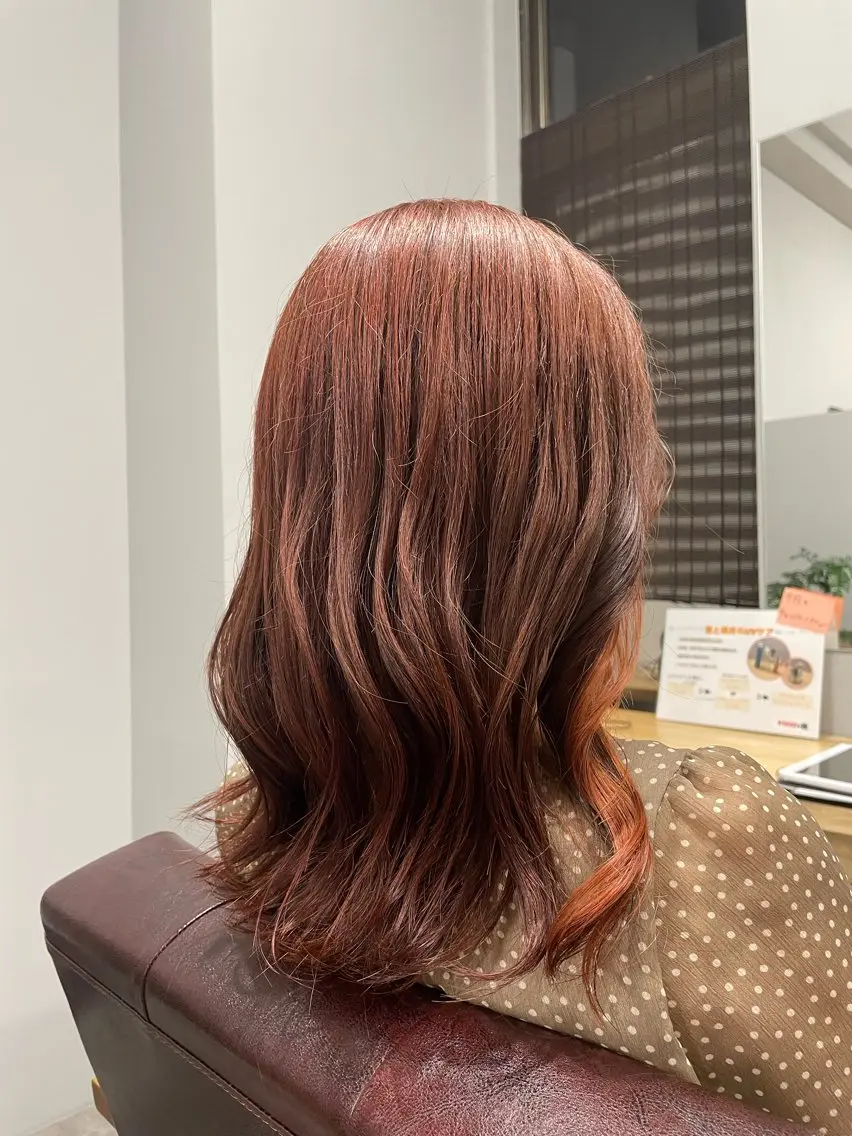 ミディアム カラー Sloth 🦥 MARINAのヘアスタイル