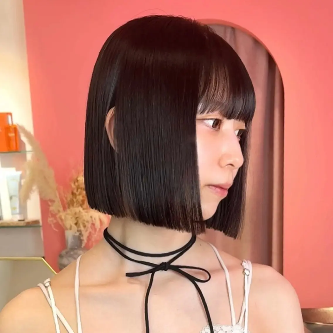 🚨minimo限定価格🚨縮毛矯正＋透明感カラー＋ボブカット＋選べる‼️スチーム髪質改善トリートメントの写真