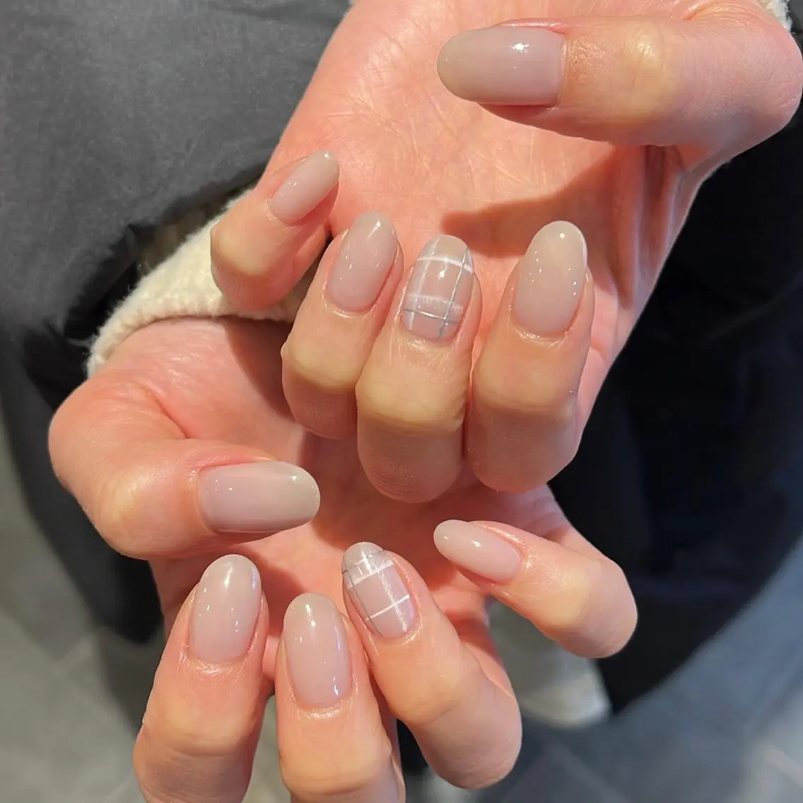 ネイル シンプルネイル ハンドネイル 鈴木 里奈のネイルデザイン