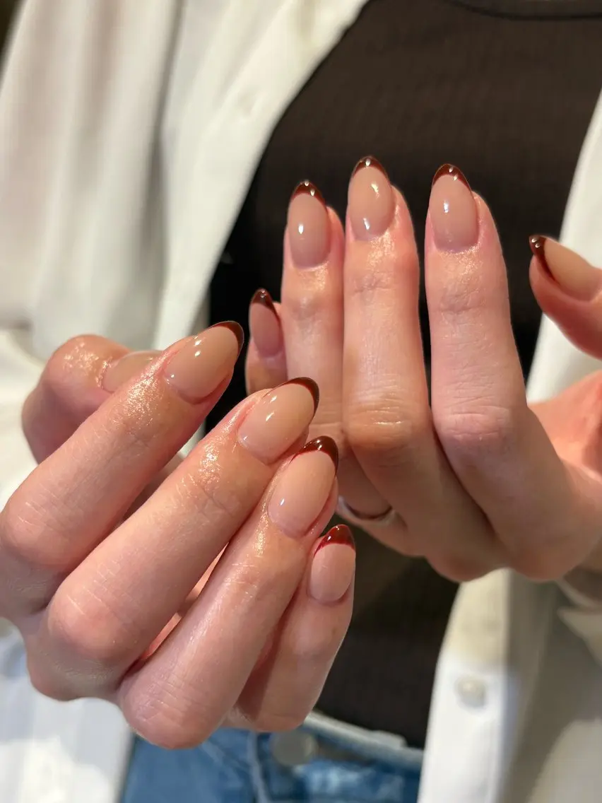 ネイル ボルドー フレンチネイル ハンドネイル SEIRA ˚₊✧Nailsのネイルデザイン