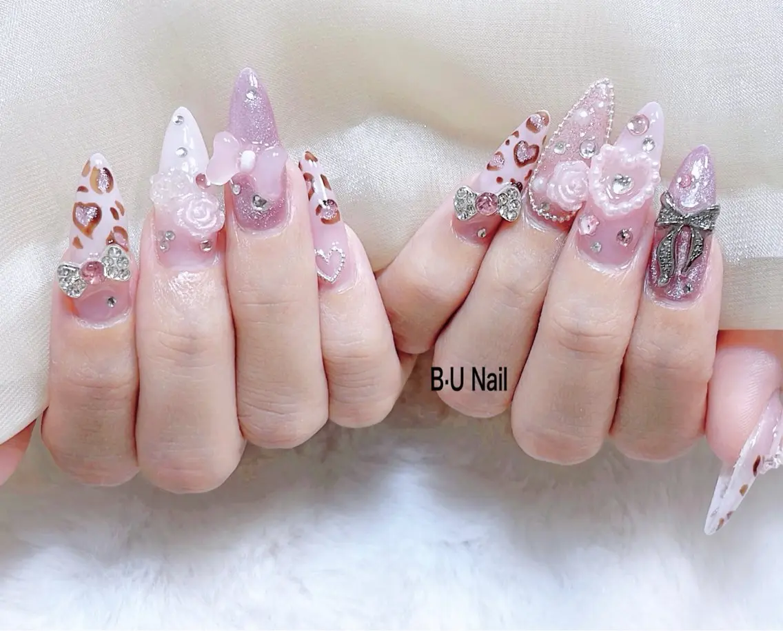 ネイル アニマル柄 アートネイル チークネイル フットネイル フレンチネイル B·U Nail大宮 長さだし専門店のネイルデザイン